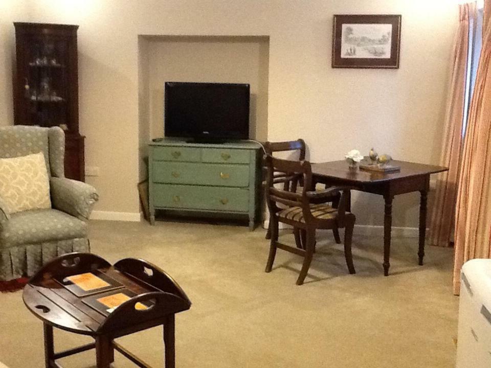 5 High Street Apartment Templecombe Bagian luar foto